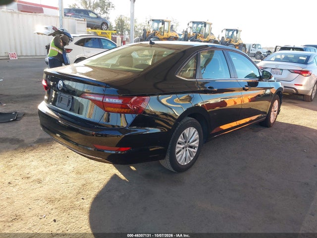 3VWC57BU0KM234465 Volkswagen Jetta 1.4t R-line/1.4t S/1.4t Se