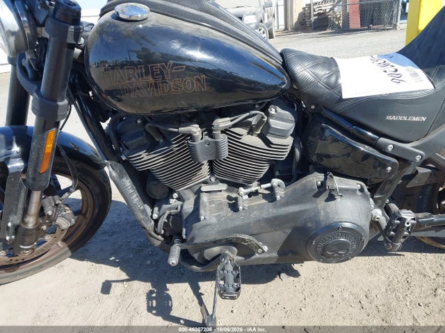Harley-Davidson FXLRS 2021 1HD1YWK25MB060024 Image 9
