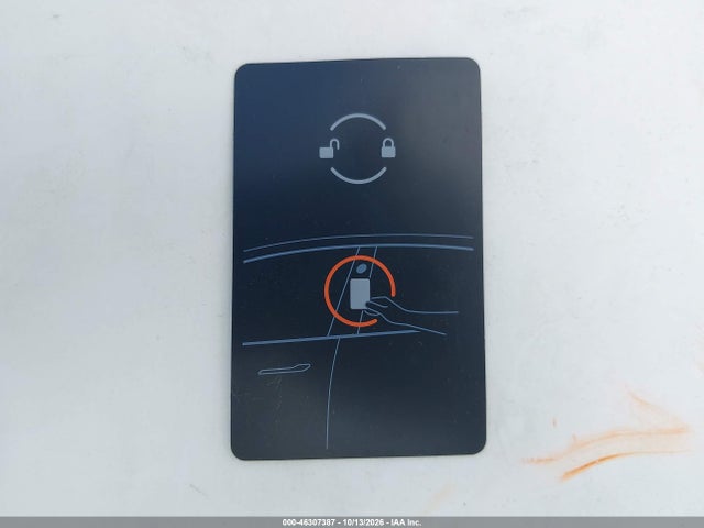 46307387 :رقم المزاد ، 5YJ3E1EAXJF158936 vin ، 2018 Tesla Model 3 Long Range/mid Range مزاد بيع
