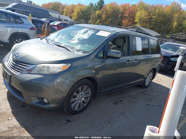 2013 Toyota Sienna Xle 7 Passenger მანქანა იყიდება აუქციონზე, vin: 5TDDK3DC9DS052800, აუქციონის ნომერი: 46307419
