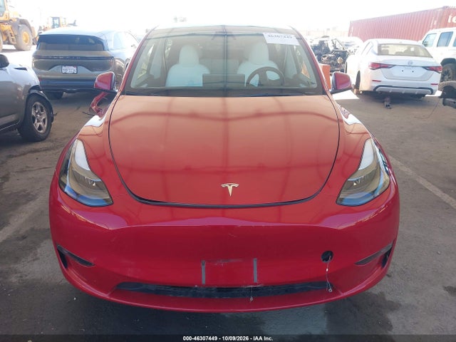 Продажа на аукционе авто 2023 Tesla Model Y Awd/long Range Dual Motor All-wheel Drive, vin: 7SAYGDEE5PF899012, номер лота: 46307449
