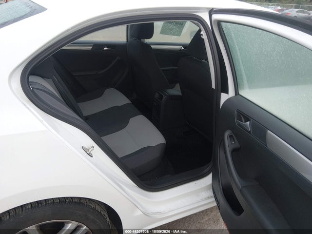 3VW2B7AJXJM228781 Volkswagen Jetta 1.4t S