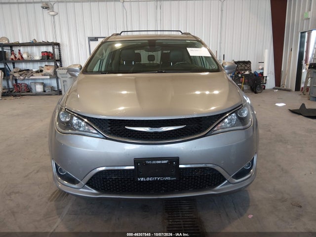 Продаж на аукціоні авто 2017 Chrysler Pacifica Touring-l, vin: 2C4RC1BG3HR642650, номер лоту: 46307545