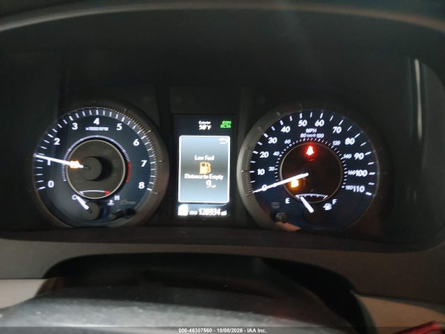 46307560 :رقم المزاد ، 5TDDZ3DC5JS197260 vin ، 2018 Toyota Sienna Xle 7 Passenger مزاد بيع