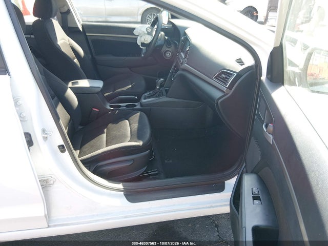 Продажа на аукционе авто 2018 Hyundai Elantra Sel, vin: 5NPD84LF0JH333451, номер лота: 46307563