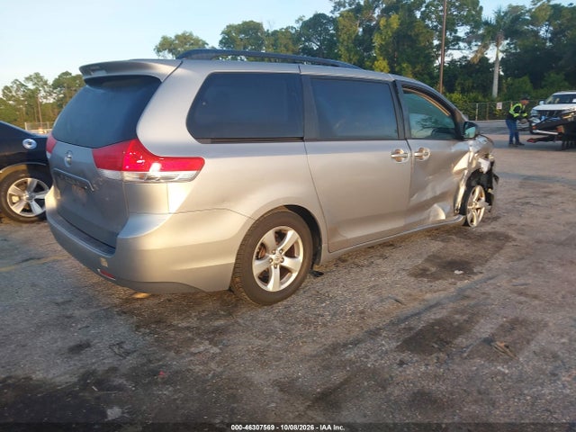 Продаж на аукціоні авто 2013 Toyota Sienna Le V6 8 Passenger, vin: 5TDKK3DC5DS354849, номер лоту: 46307569