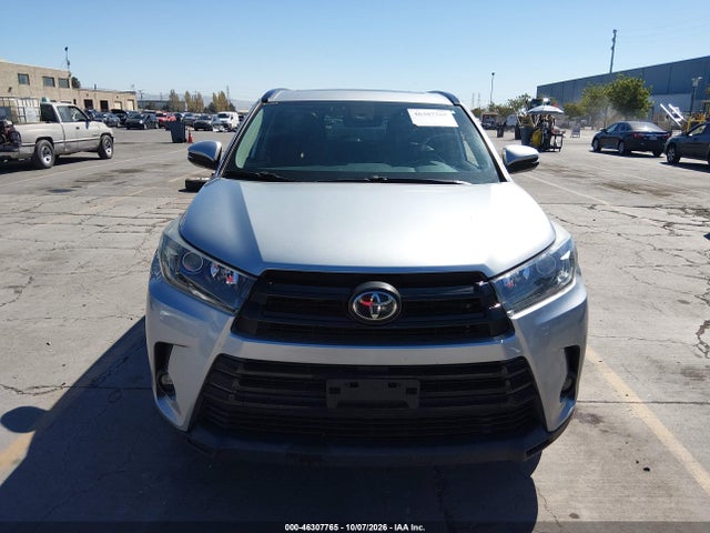 Toyota Highlander Se 2019 5TDJZRFH2KS613295 Image 12