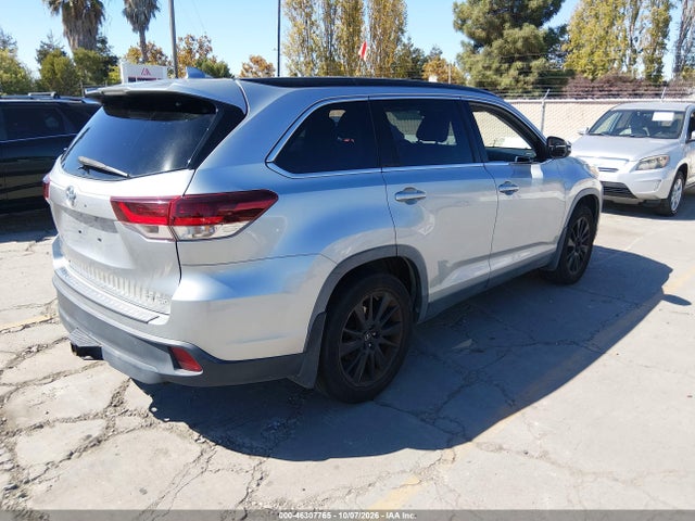 Toyota Highlander Se 2019 5TDJZRFH2KS613295 Image 4