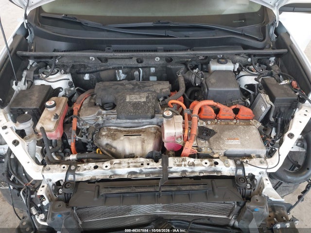 JTMRJREVXJD226151 Toyota Rav4 Hybrid Xle