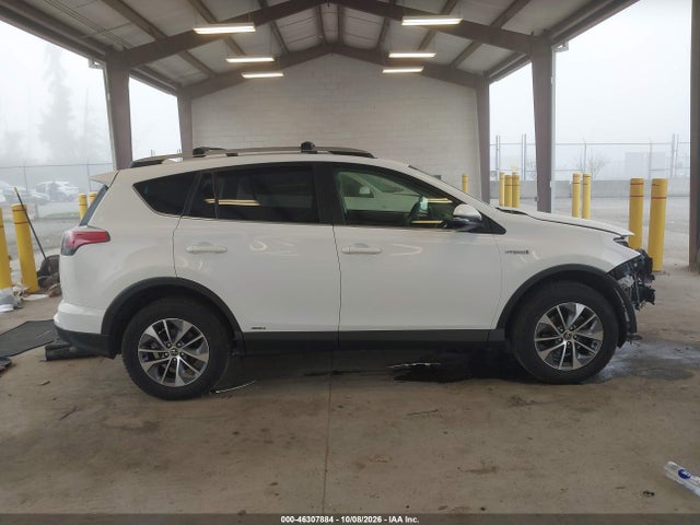 JTMRJREVXJD226151 Toyota Rav4 Hybrid Xle