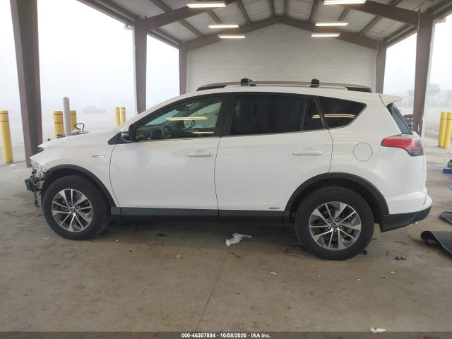 JTMRJREVXJD226151 Toyota Rav4 Hybrid Xle