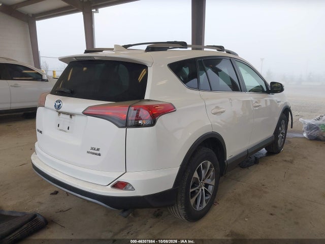 JTMRJREVXJD226151 Toyota Rav4 Hybrid Xle