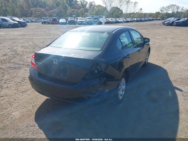 46307899 :رقم المزاد ، 2HGFB2F55CH312240 vin ، 2012 Honda Civic Lx مزاد بيع