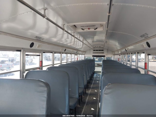 46307905 :رقم المزاد ، 1BABLCPA6GF320201 vin ، 2016 Blue Bird School Bus / Transit Bus مزاد بيع