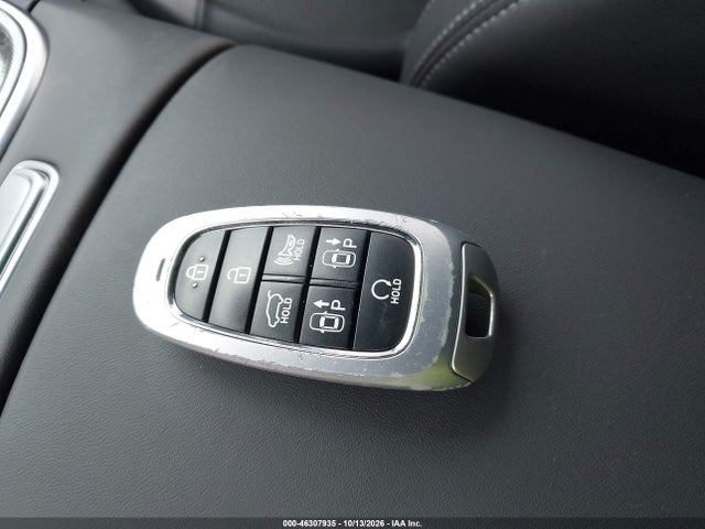 Продажа на аукционе авто 2023 Hyundai Santa Fe Calligraphy, vin: 5NMS5DAL6PH564319, номер лота: 46307935