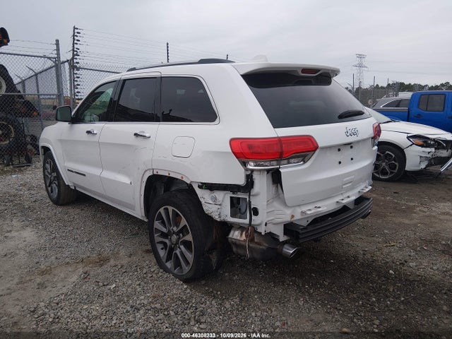 46308233 :رقم المزاد ، 1C4RJECG5HC904723 vin ، 2017 Jeep Grand Cherokee Overland 4x2 مزاد بيع