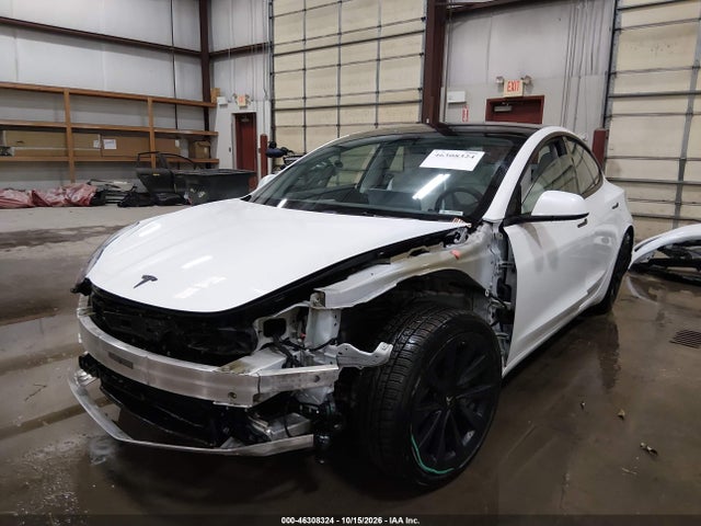 Tesla Model 3 Long Range Dual Motor All-wheel Drive 2022 5YJ3E1EB9NF277009 Image 2