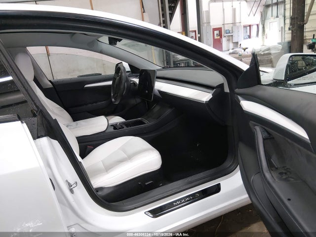 Tesla Model 3 Long Range Dual Motor All-wheel Drive 2022 5YJ3E1EB9NF277009 Image 5