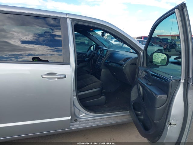 46308415 :رقم المزاد ، 2C4RDGBG5JR180453 vin ، 2018 Dodge Grand Caravan Se Plus مزاد بيع