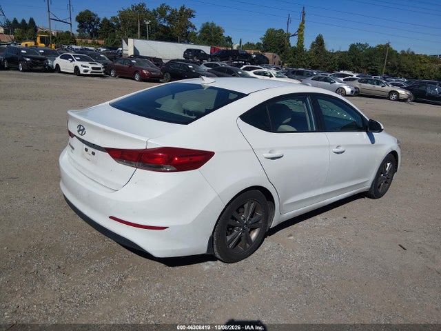 Продаж на аукціоні авто 2018 Hyundai Elantra Sel, vin: 5NPD84LF8JH224512, номер лоту: 46308419