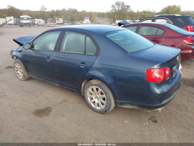 2005 Volkswagen Jetta Value Edition მანქანა იყიდება აუქციონზე, vin: 3VWPF71K45M633365, აუქციონის ნომერი: 46308532