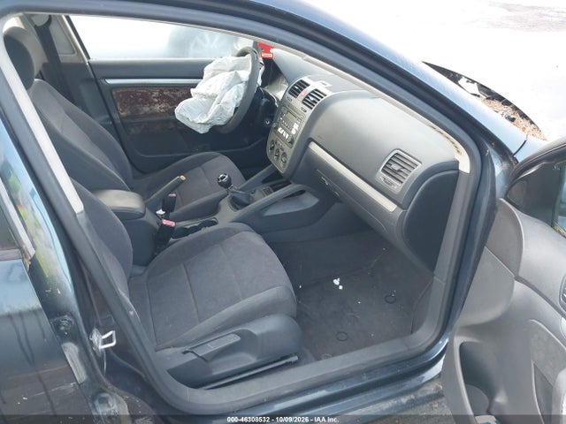 2005 Volkswagen Jetta Value Edition მანქანა იყიდება აუქციონზე, vin: 3VWPF71K45M633365, აუქციონის ნომერი: 46308532