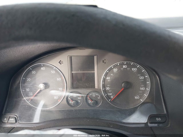 2005 Volkswagen Jetta Value Edition მანქანა იყიდება აუქციონზე, vin: 3VWPF71K45M633365, აუქციონის ნომერი: 46308532