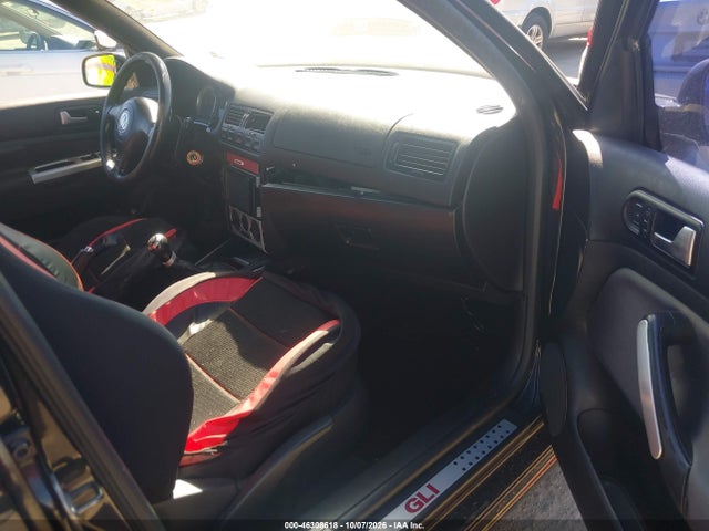 Продаж на аукціоні авто 2005 Volkswagen Jetta Gli 1.8t, vin: 3VWSE69M55M077919, номер лоту: 46308618