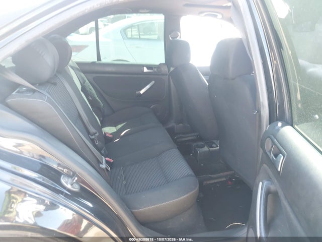 Продаж на аукціоні авто 2005 Volkswagen Jetta Gli 1.8t, vin: 3VWSE69M55M077919, номер лоту: 46308618