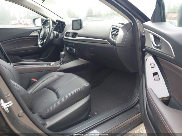 46308718 :رقم المزاد ، 3MZBN1L34JM160108 vin ، 2018 Mazda Mazda3 Touring مزاد بيع
