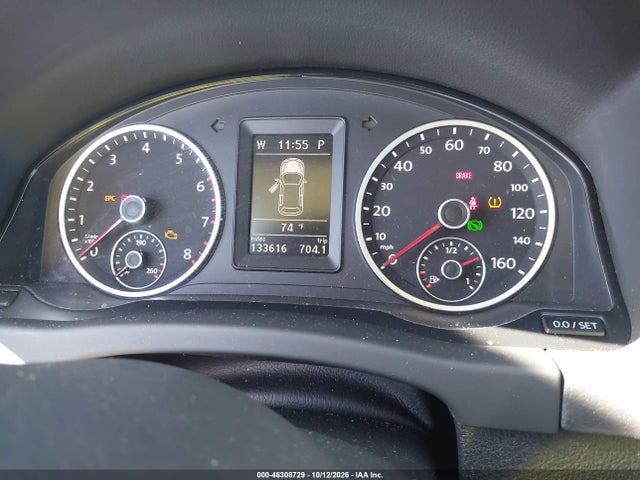 2010 Volkswagen Tiguan Sel მანქანა იყიდება აუქციონზე, vin: WVGBV7AX8AW525039, აუქციონის ნომერი: 46308729