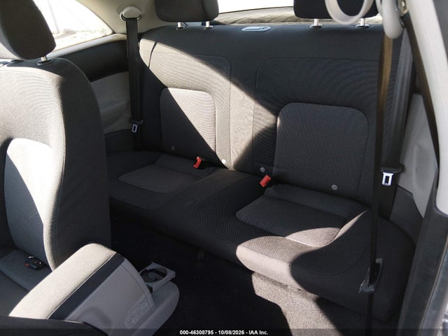 Aukcja sprzedaży 2004 Volkswagen New Beetle Gls 1.8t, vin: 3VWCD21C34M402021, numer aukcji: 46308795