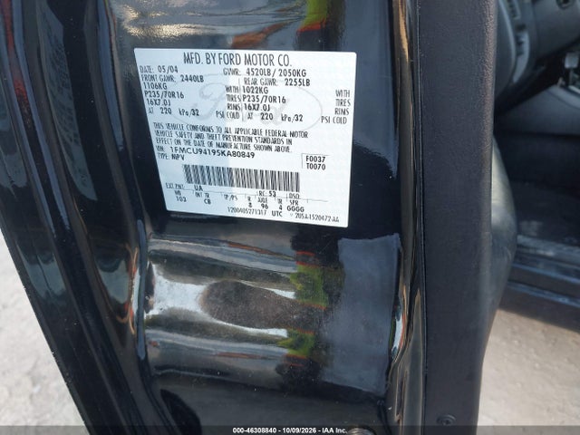 46308840 :رقم المزاد ، 1FMCU94195KA80849 vin ، 2005 Ford Escape Limited مزاد بيع