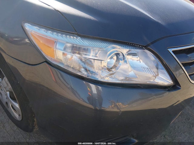 46308886 :رقم المزاد ، 4T1BF3EK1AU023621 vin ، 2010 Toyota Camry Le مزاد بيع