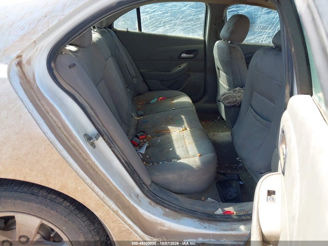 46309020 :رقم المزاد ، 1G11B5SLXFF226564 vin ، 2015 Chevrolet Malibu Ls مزاد بيع