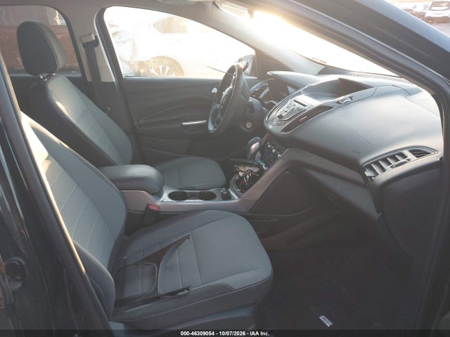 Продаж на аукціоні авто 2016 Ford Escape Se, vin: 1FMCU0GX3GUB62160, номер лоту: 46309054