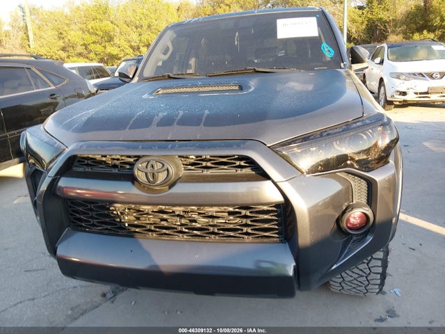 46309132 :رقم المزاد ، JTEZU5JR9J5186000 vin ، 2018 Toyota 4runner Sr5 مزاد بيع