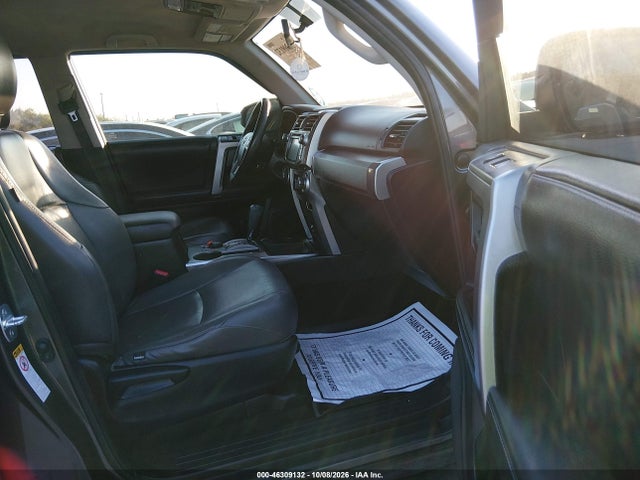 46309132 :رقم المزاد ، JTEZU5JR9J5186000 vin ، 2018 Toyota 4runner Sr5 مزاد بيع