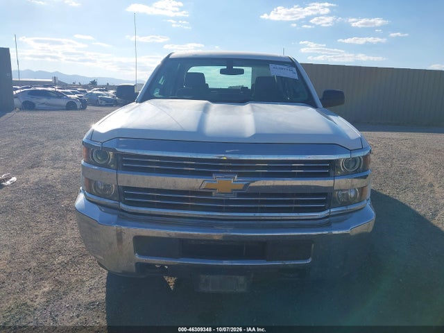 46309348 :رقم المزاد ، 1GC1KUEG0JF233435 vin ، 2018 Chevrolet Silverado 2500hd Wt مزاد بيع