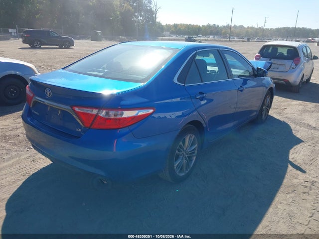 46309351 :رقم المزاد ، 4T1BF1FK1HU757592 vin ، 2017 Toyota Camry Se مزاد بيع