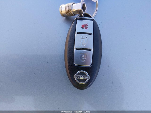 46309798 :رقم المزاد ، 3N1BC1CP3BL369815 vin ، 2011 Nissan Versa 1.8sl مزاد بيع