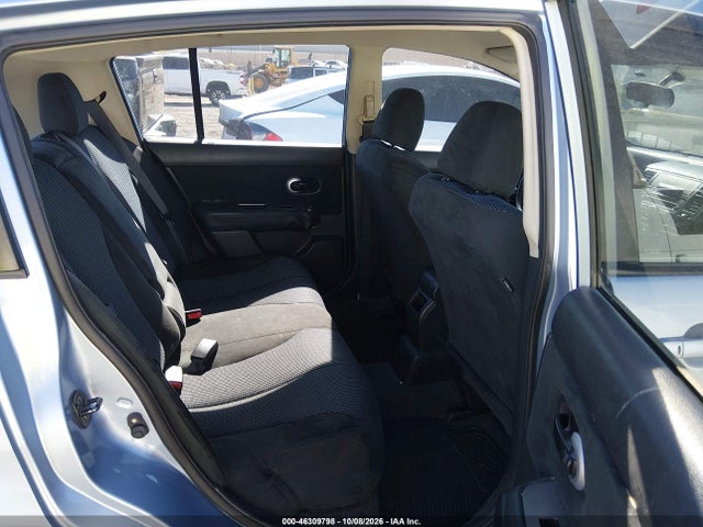 46309798 :رقم المزاد ، 3N1BC1CP3BL369815 vin ، 2011 Nissan Versa 1.8sl مزاد بيع