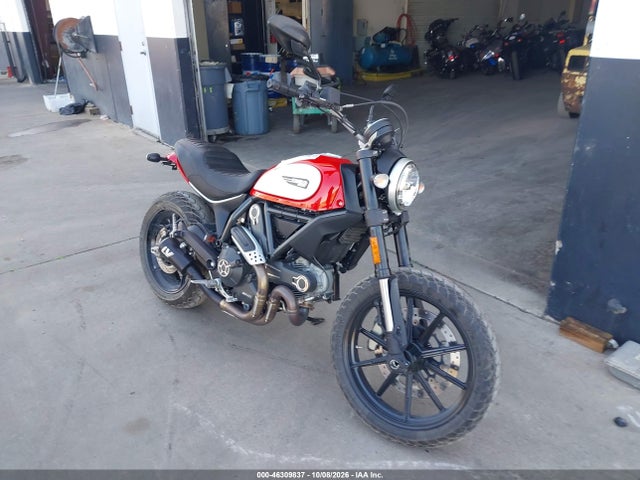 2016 ML015ANM8GT008895 главное изображение