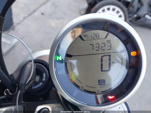 Ducati Scrambler 800 2016 ML015ANM8GT008895 Image 7