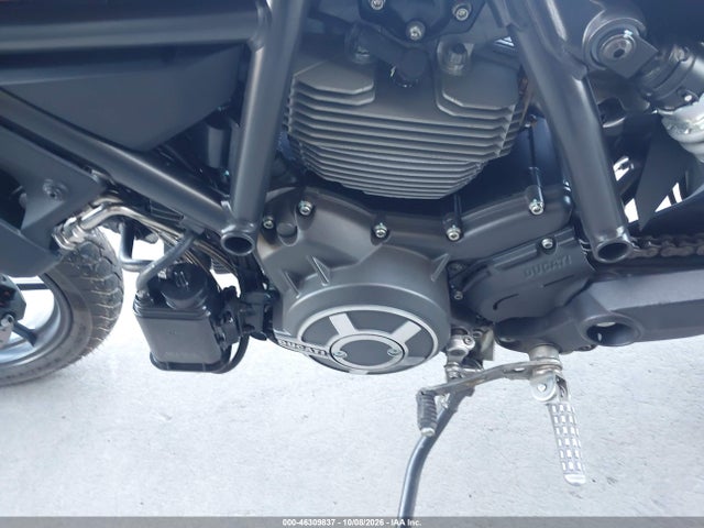 Ducati Scrambler 800 2016 ML015ANM8GT008895 Image 9