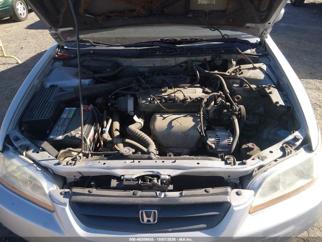 2000 Honda Accord 2.3 Ex მანქანა იყიდება აუქციონზე, vin: 1HGCG3168YA024843, აუქციონის ნომერი: 46309855
