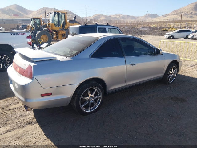 2000 Honda Accord 2.3 Ex მანქანა იყიდება აუქციონზე, vin: 1HGCG3168YA024843, აუქციონის ნომერი: 46309855