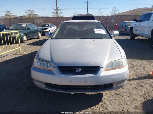 2000 Honda Accord 2.3 Ex მანქანა იყიდება აუქციონზე, vin: 1HGCG3168YA024843, აუქციონის ნომერი: 46309855