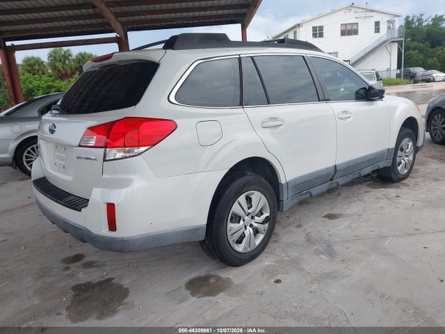 2013 Subaru Outback 2.5i მანქანა იყიდება აუქციონზე, vin: 4S4BRCAC2D3293778, აუქციონის ნომერი: 46309861