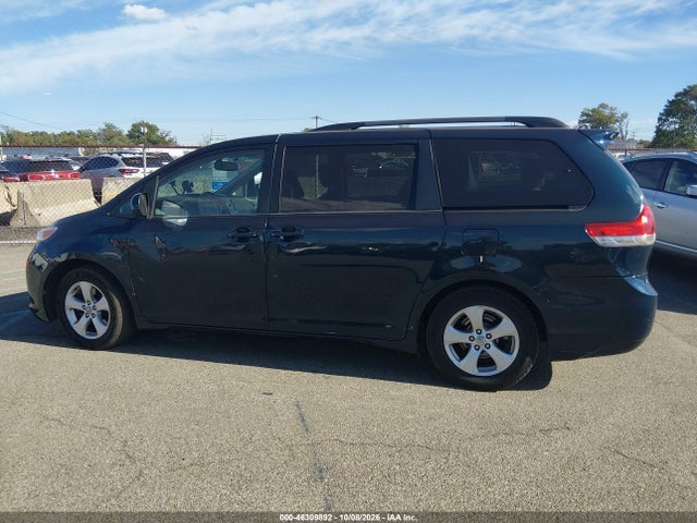 Aukcja sprzedaży 2012 Toyota Sienna Le V6 8 Passenger, vin: 5TDKK3DCXCS253286, numer aukcji: 46309892